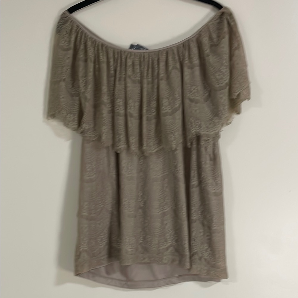 Vintage My Collection Beige Lace Off-Shoulder Blouse
